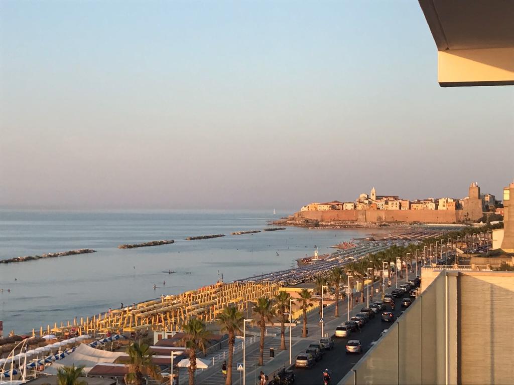 Apartment Sea View Термоли Экстерьер фото